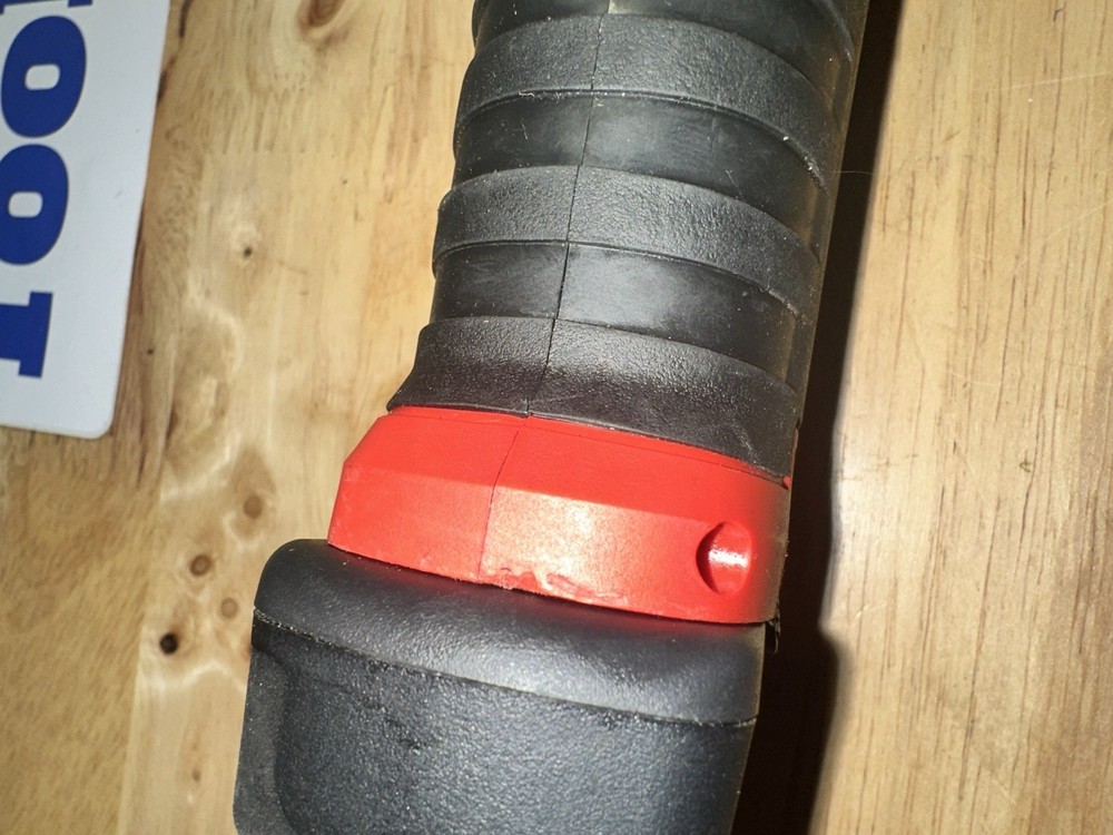 SNAP-ON 3/8" CORDLESS RATCHET + BATTERY CTR861 (RED)