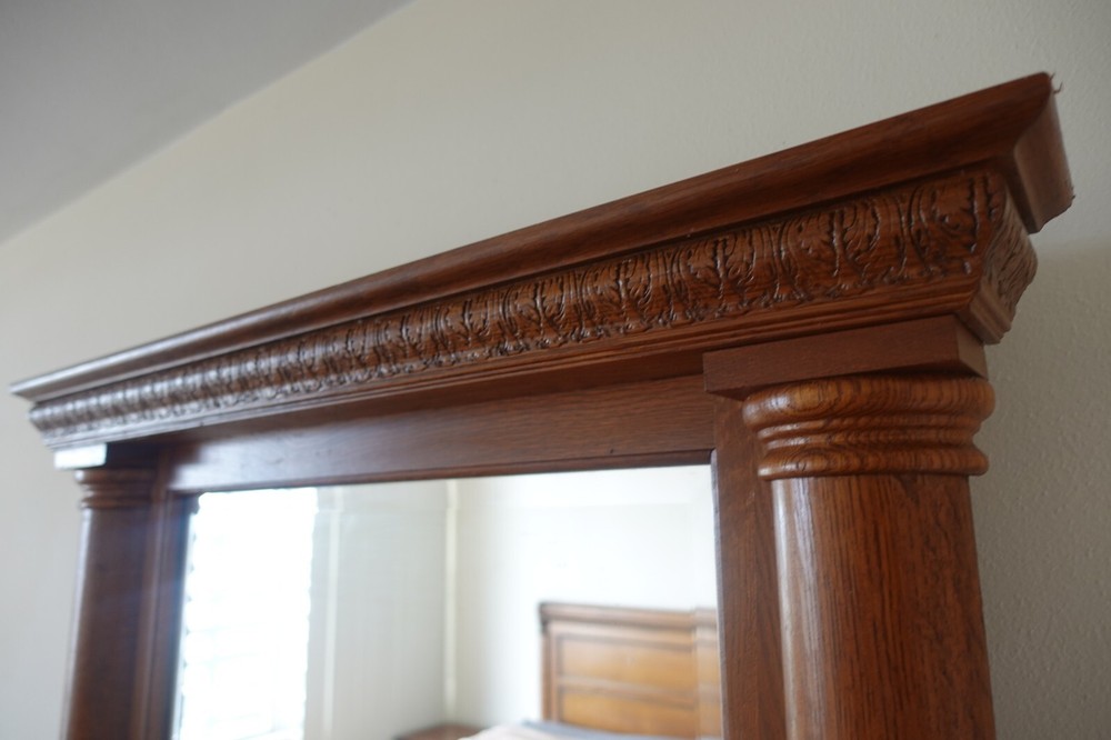 Queen 5 piece Pulaski bedroom set