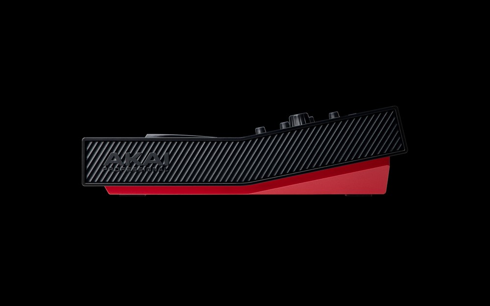 Akai MPC Key 61 Professional Standalone Synthesizer Keyboard Sampler & Sequencer