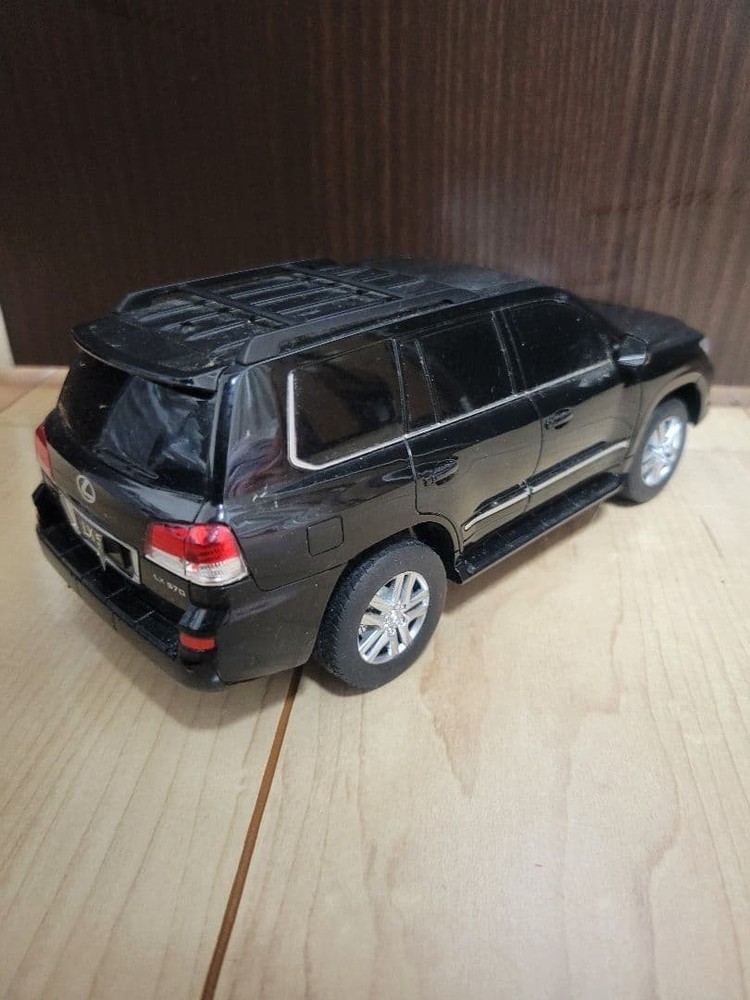 Lexus LX 570 remote control car black