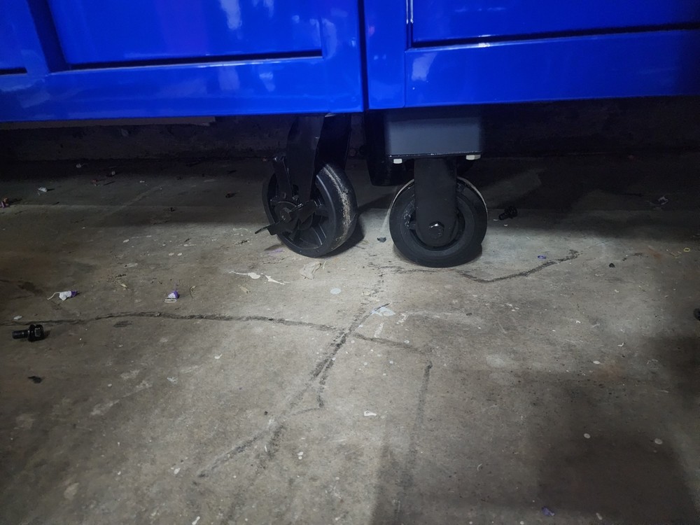 US General Series 3 Caster Riser/Spacer set.