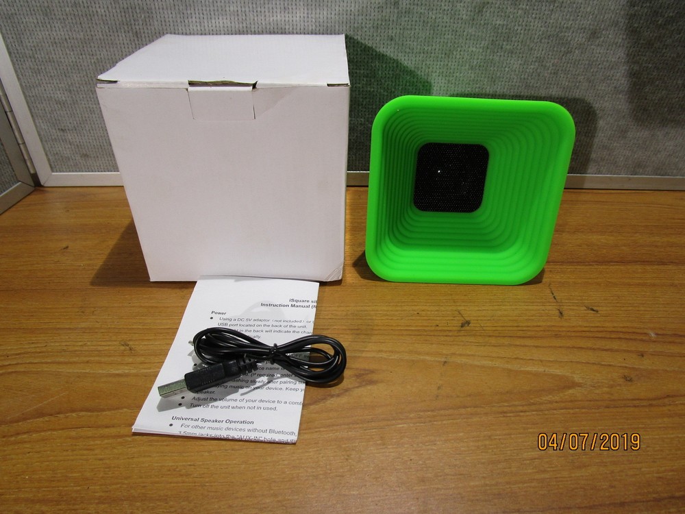 iSquare Bluetooth Silicone Battery Operated Speaker