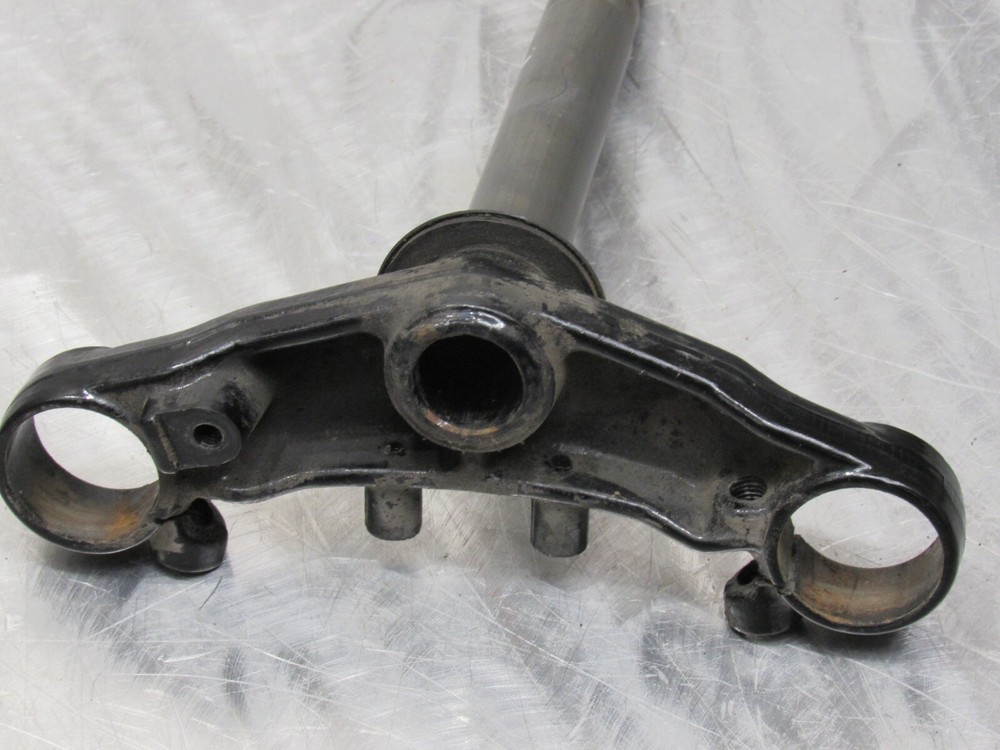 1987 CBR600 HURRICANE 600 CBR600F LOWER STEERING STEM BOTTOM TREE