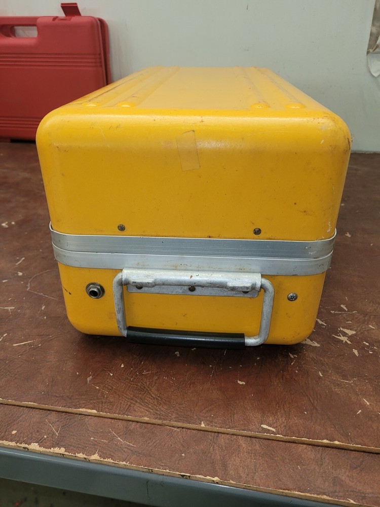 Dynatel Model: 505 Cable Identifier.