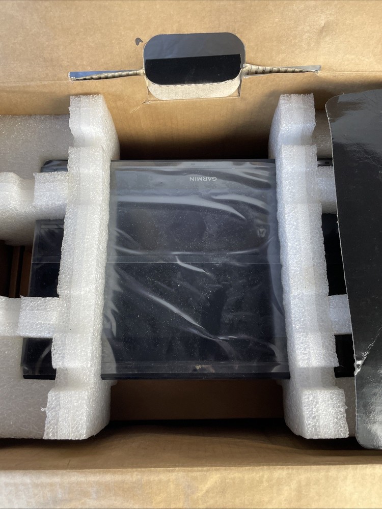 Garmin GPSMAP 7610xsv – 10” Touchscreen Chartplotter Complete FOR PARTS