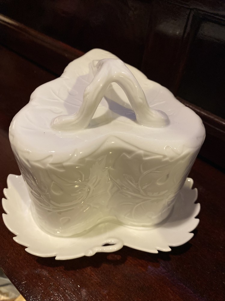 Basic Porcelana White Grape Leaf Covered Cheese Tray 8.5”