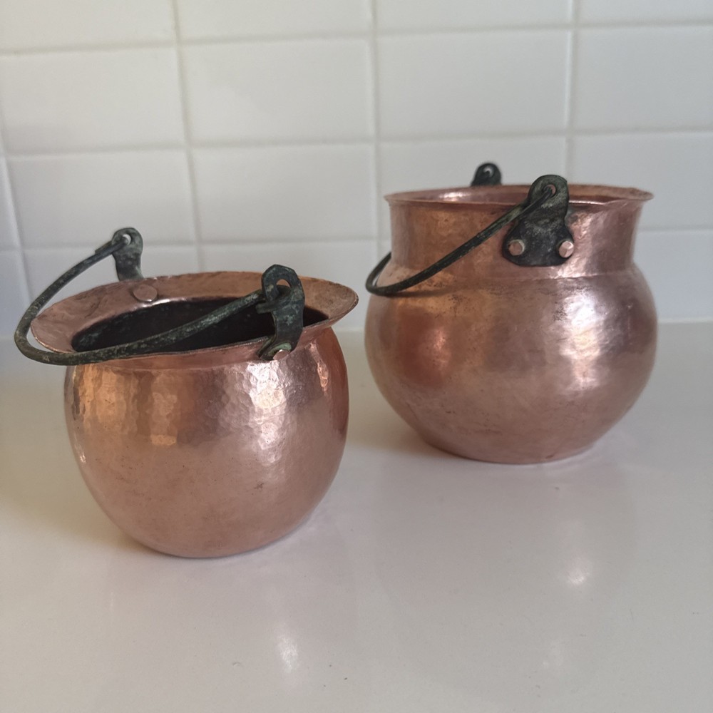 Set Of 2 Stacking Hammered Copper Planter/Pot/cauldron
