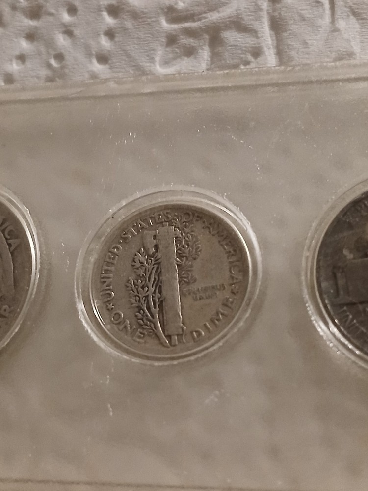 1943 US Mint Coin Set Plain