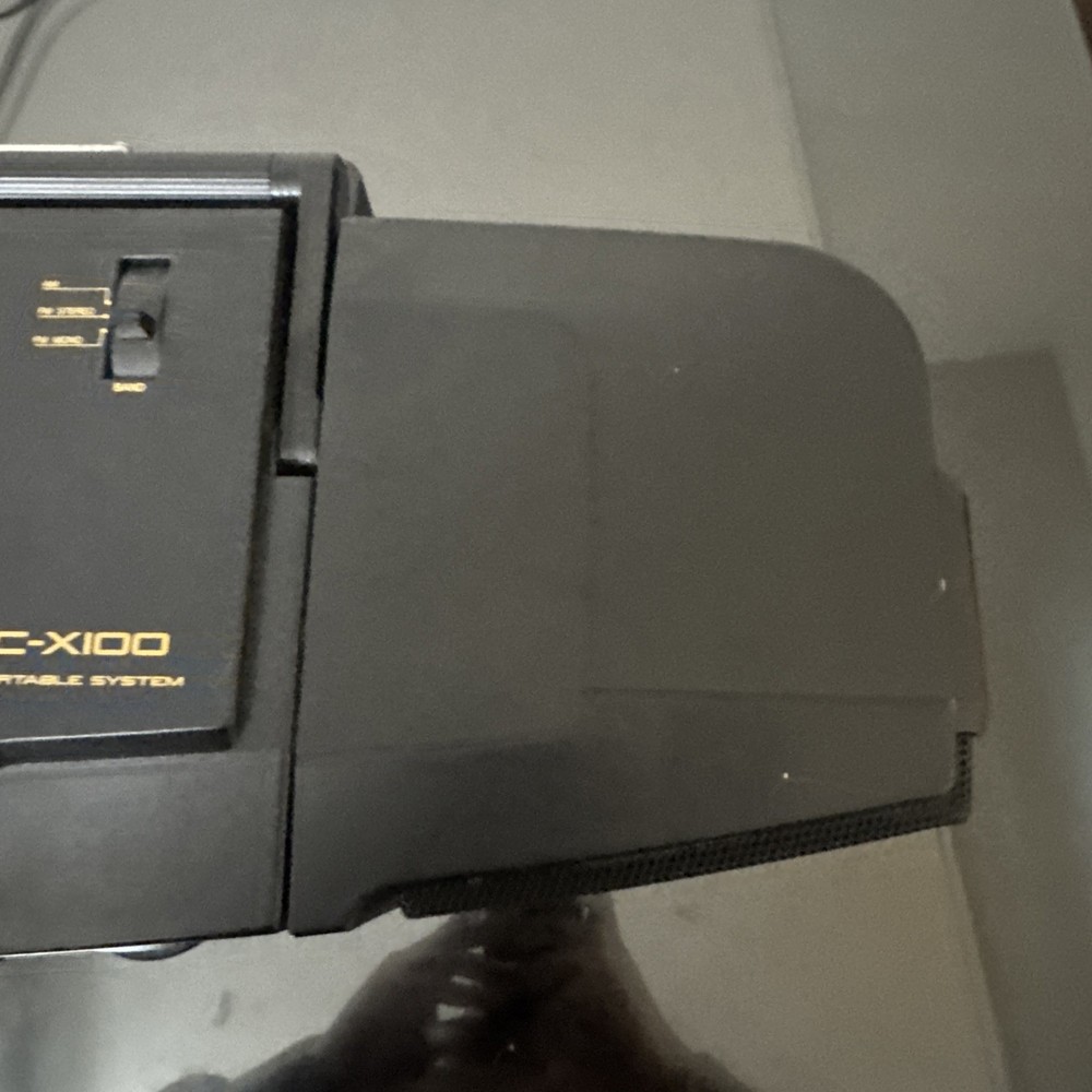 JVC PC-X100 CD PORTABLE SYSTEM