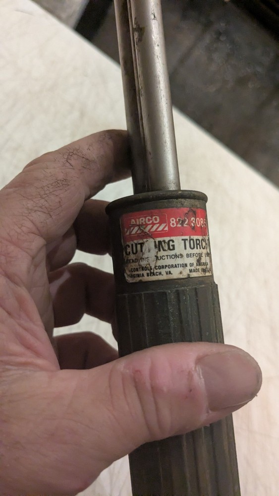 AirCo Heavy Cutting Torch Handle - Model 822 3085