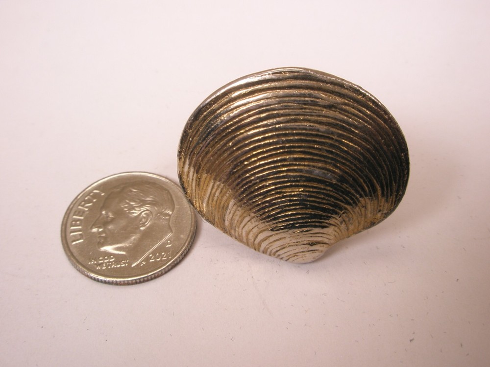 Clam Shell Fish SINGLE Vintage Cuff Link replace lost/broken zi21