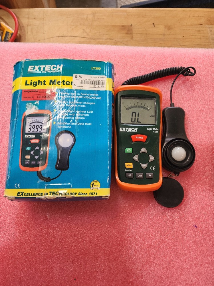 Extech LT300 Light Meter Unit #2