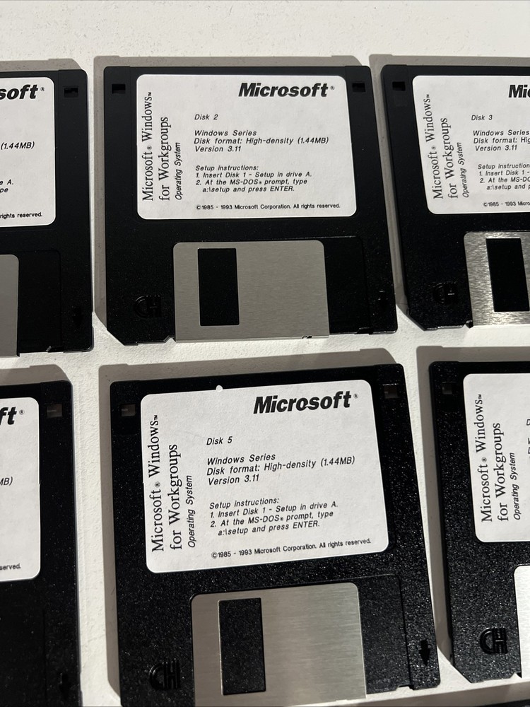 Microsoft Windows for Workgroups Version 3.11 • 3.5" Floppy 8-disc Software '93