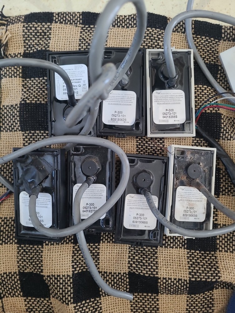 Linear P-300HAS Fairpointe Data Proximity Card Reader - used