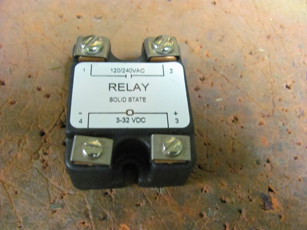 120/240 VAC 10 AMPS + SOLID STATE RELAY 3-32 VDC COIL SINGLE POLE NOS
