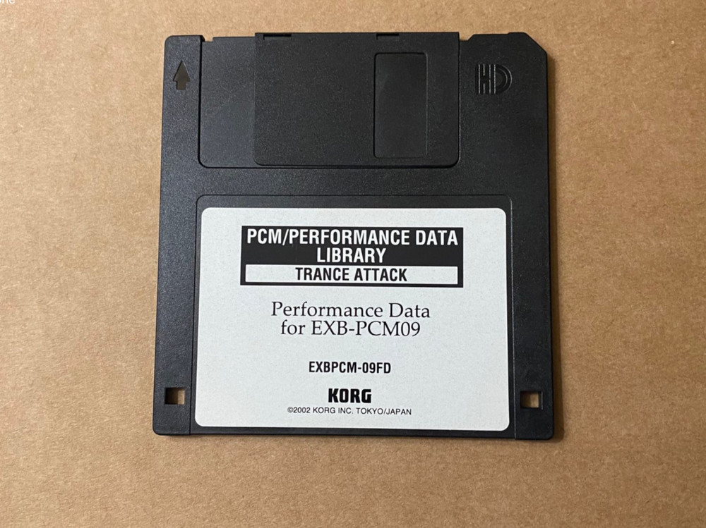 Korg Triton "TRANCE ATTACK" EXB-PCM09 Perfomance Data Library.