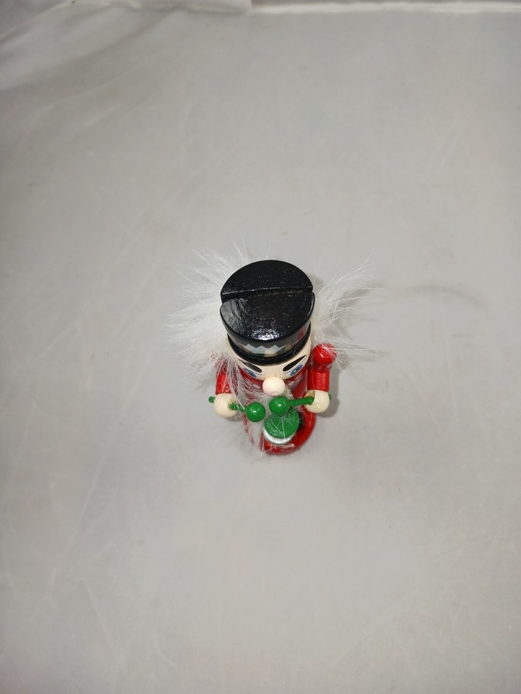 4.5 Inch Nutcracker Card Holder -- Red