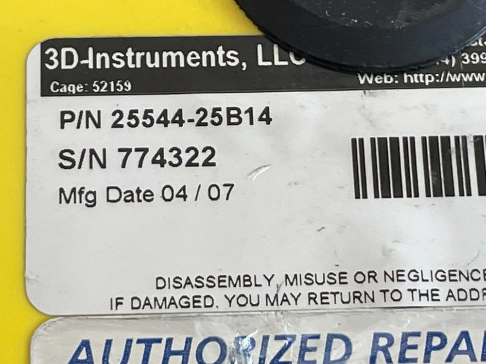 U2: 3D Instruments 25544-25B14 Test Gauge