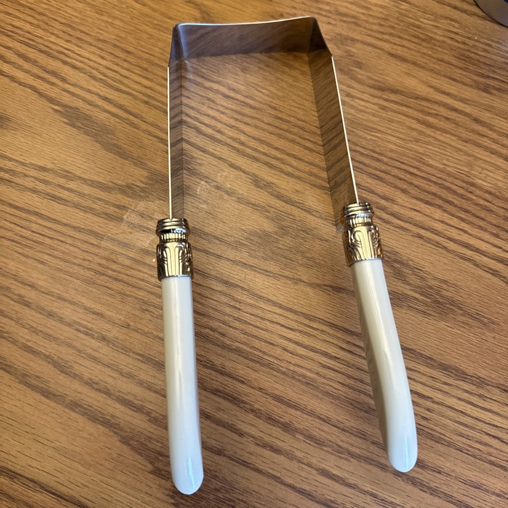 Debbie Meyer Cakecutter Duo In Ivory Stainless Cake Servers