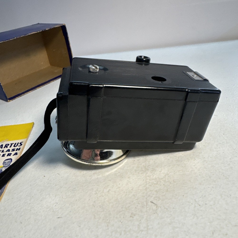 Vintage Spartus Co/Flash Camera With Original Box