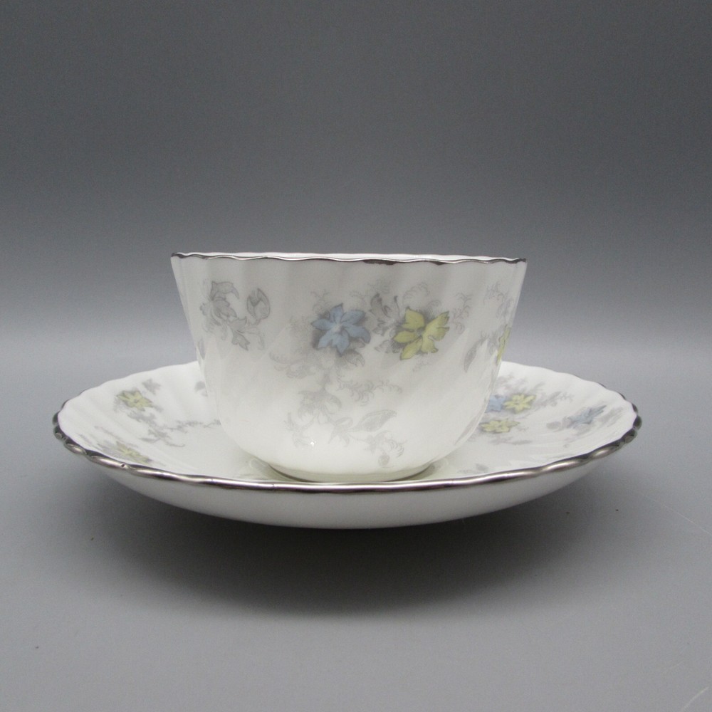 Minton Bone China PARK LANE Service for Four - 20pc Set