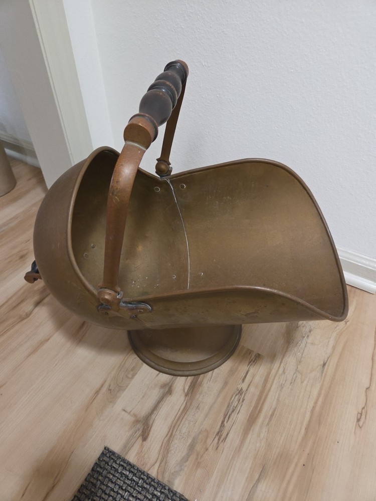 Vintage Brass Coal Scuttle Fireplace Ash Bucket Wood Handle