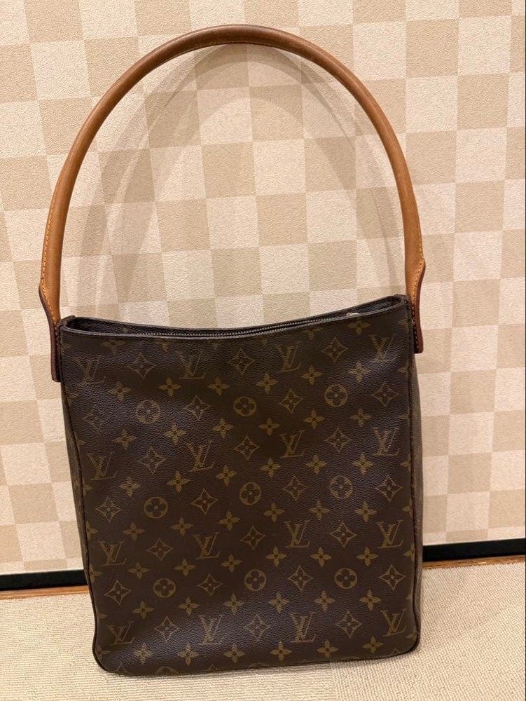 LOUIS VUITTON Looping GM Handbag Monogram