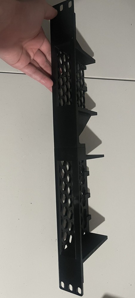 3D Printed Omada OC200 & ER605 Rack Mount