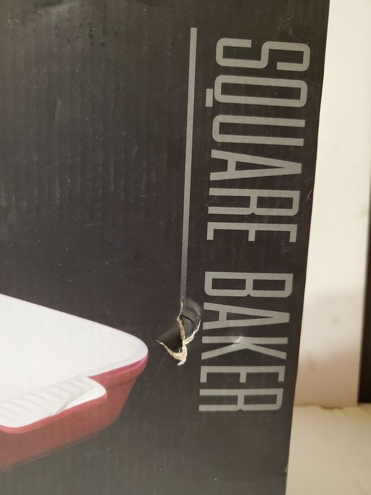 Hell's Kitchen 12.5 x 10 Red Square Baker New Open Box