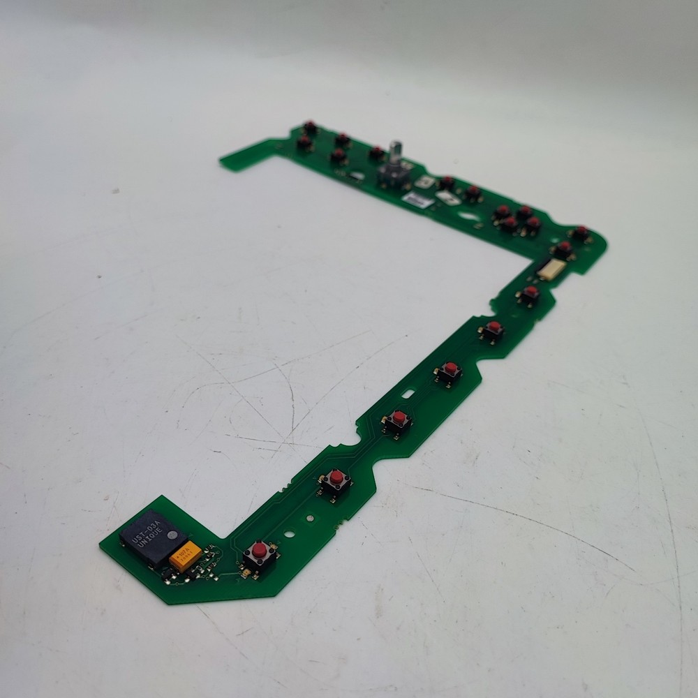 Raymarine E80 MFD Chartplotter Radar Keyboard 4598-063 PCB 3015-369 Issue C