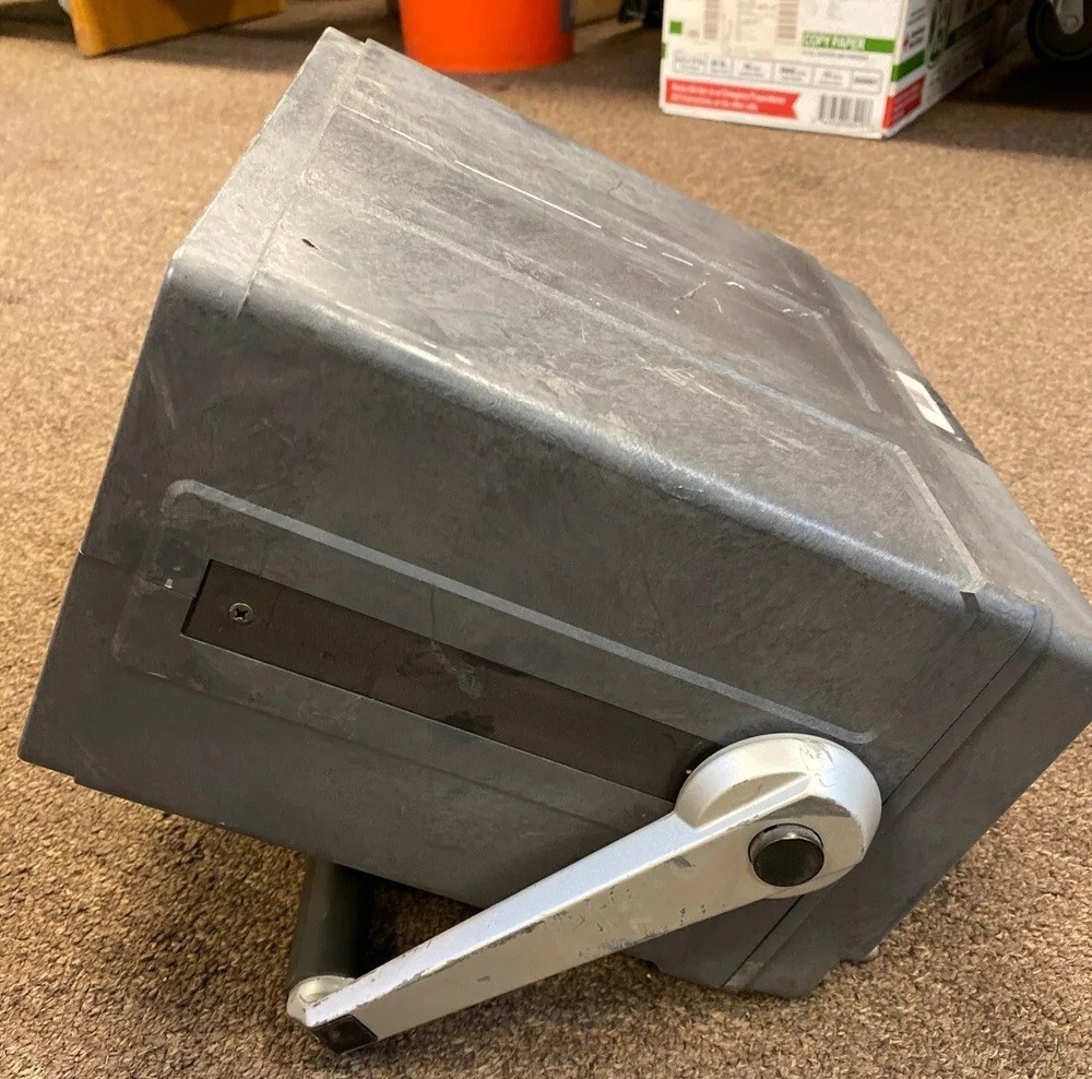 Avantron AT2000RQ QAM Spectrum Analyzer