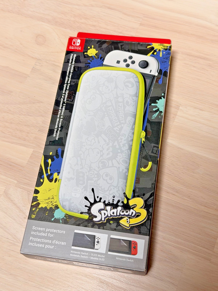 Nintendo Switch Carrying Case Splatoon 3 Edition and Screen Protector - NEW