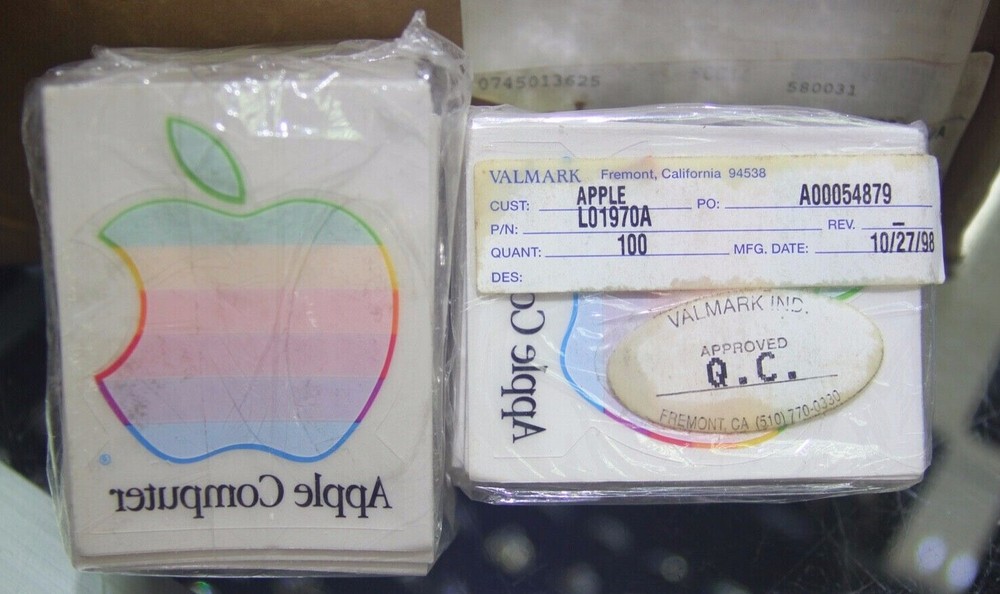 VINTAGE APPLE STATIC "NO GLUE" RAINBOW STICKER NEW