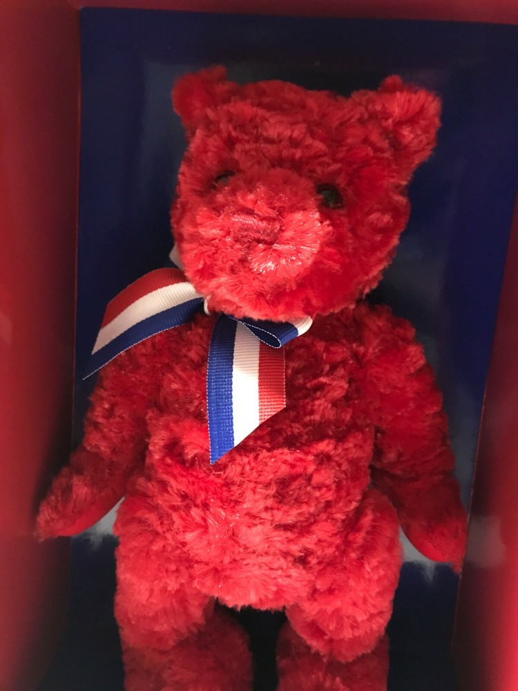 Gund 9" Plush Teddy Bear 2004 COLLECTOR'S BEAR