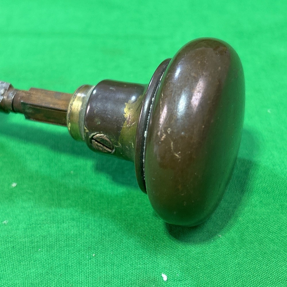 ANTIQUE BRASS DOOR KNOBS & Swivel SPINDLE 2” Knobs