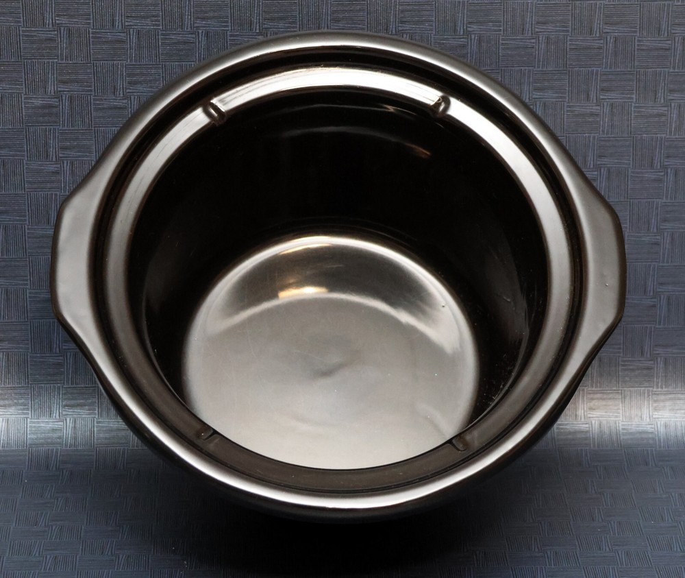 Crockpot Slow Cooker 4 Quart ~ Black Round Liner Insert Replacement Ceramic Pot