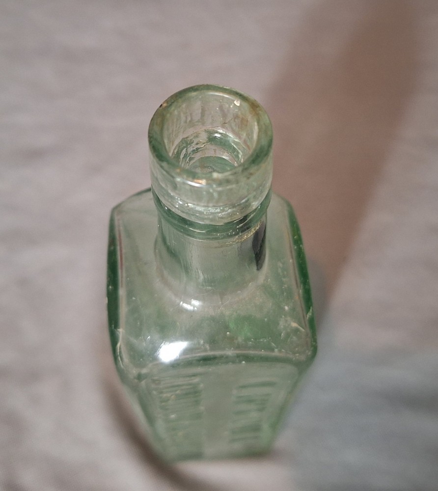 Vintage Lipton Ltd Bottle