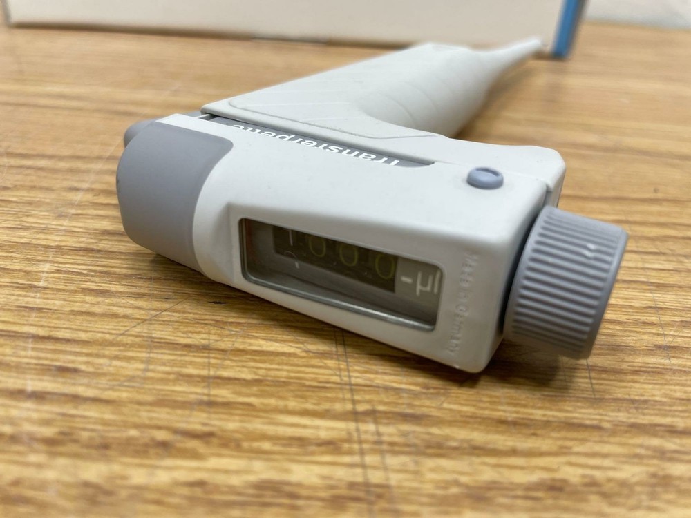 BrandTech Transferpette Pipette 0.1-1ul