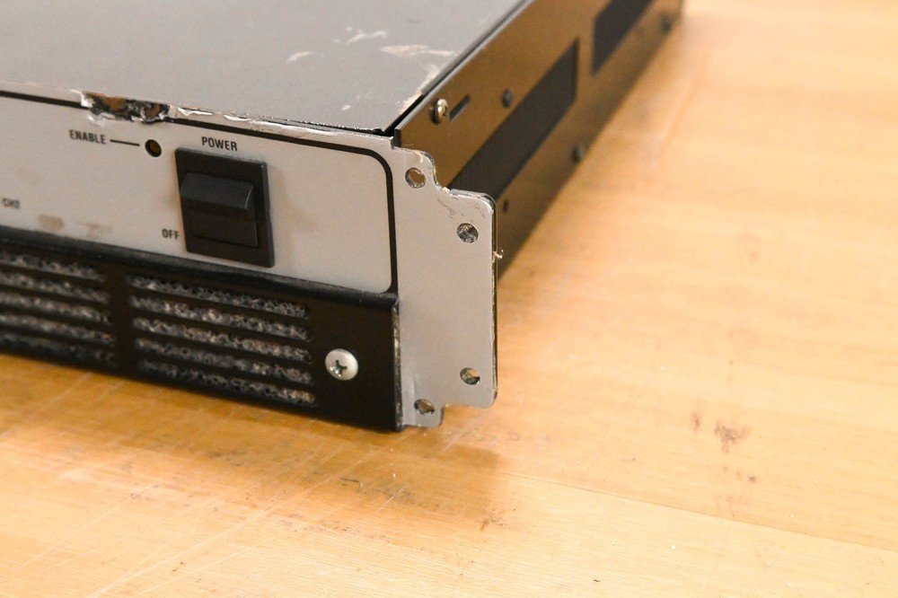 Crown Micro-Tech 600 2-Channel Power Amplifier CG01YXS