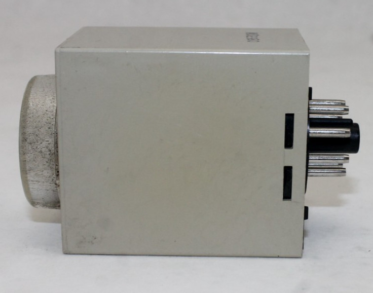 Omron H3M- Series A Timer