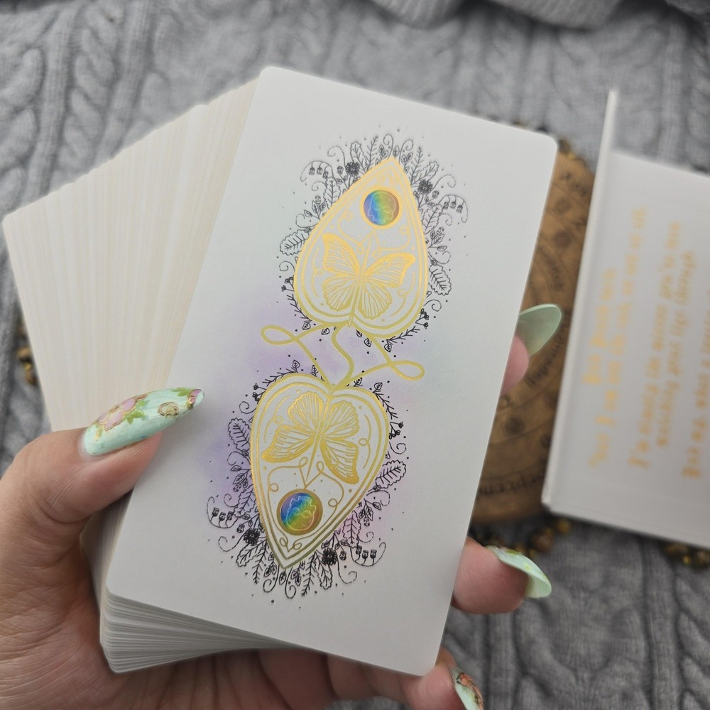 The Embroidered Graveyard 68 Card Oracle Deck With Box USED