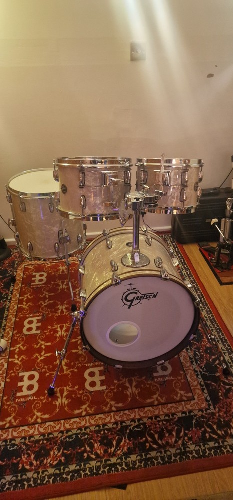 Gretsch Renown Drum Kit 18" kick drum