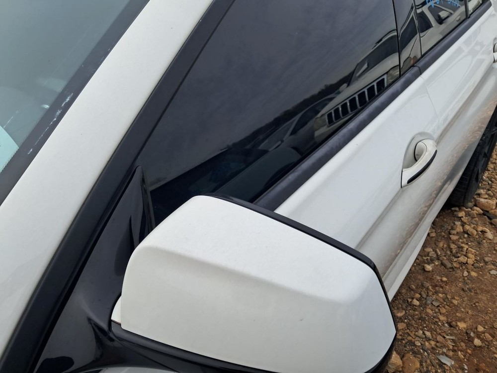 650I 2013 Glove Box 4884305
