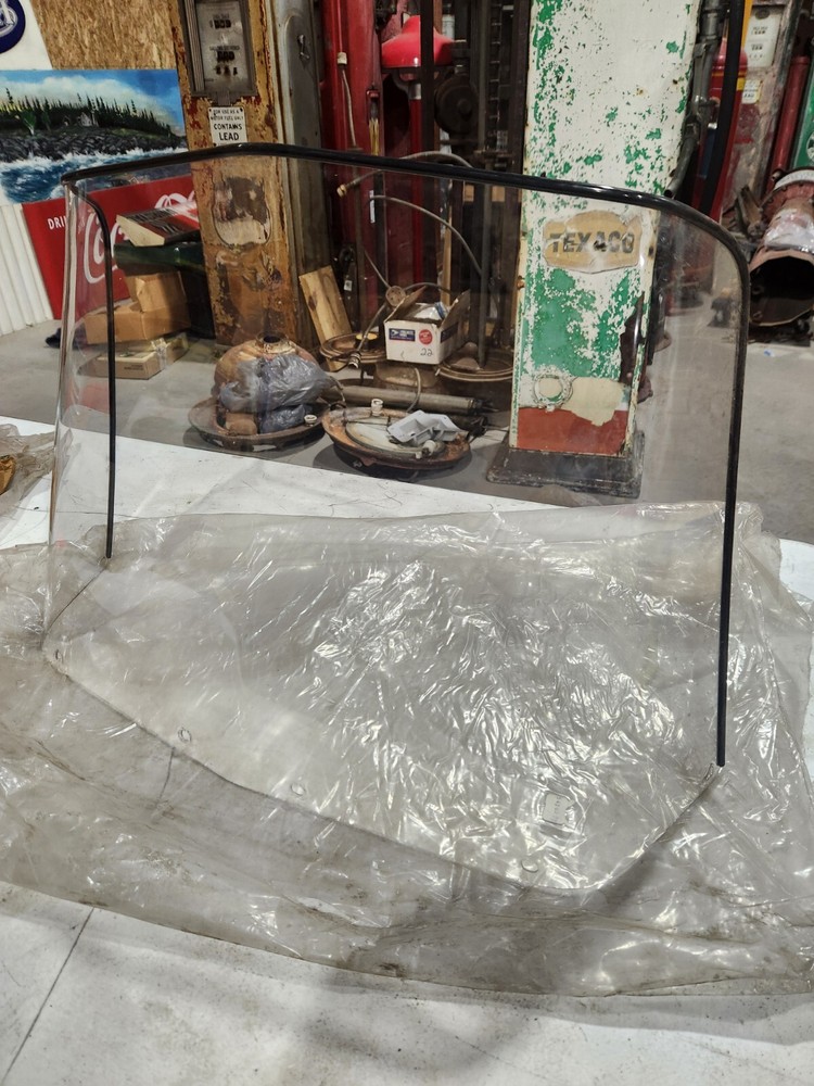 Polaris 74 - 75 TX COLT ELECTRA Windshield