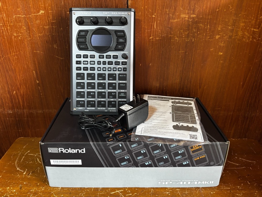 Roland SP-404 MkII Creative Sampler and Effector w/ box