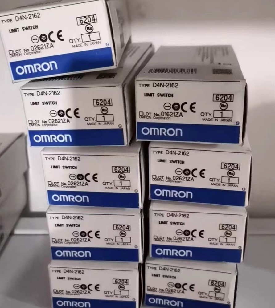 1pcs OMRON D4N-2162 limit switch