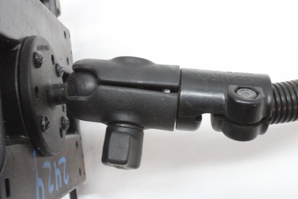 2012 MERCEDES-BENZ SPRINTER 2500 - TABLET HOLDER - RAM MOUNT