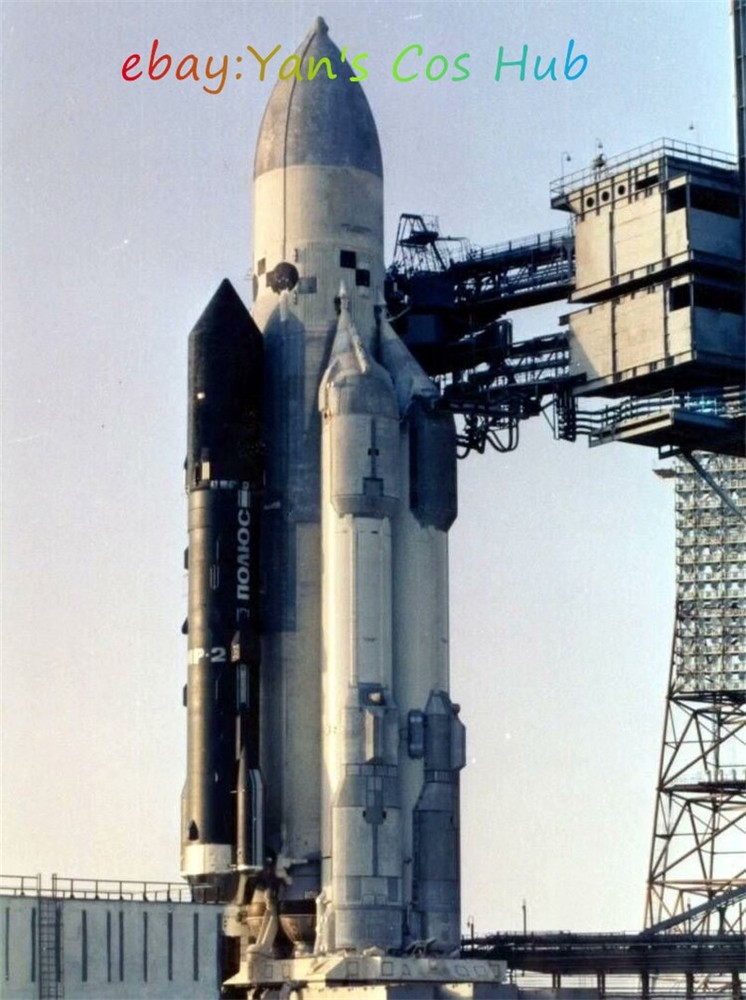1:400 Scale Soviet Space Shuttle Booster Rocket Energia 3D Printed Model