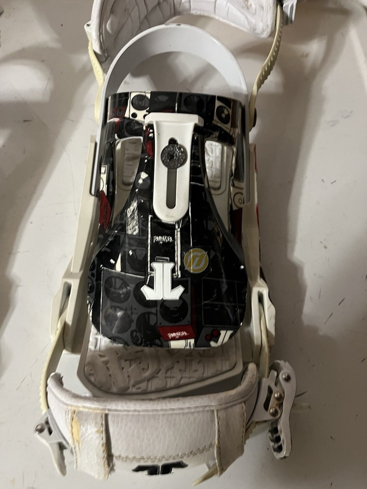 Snowboard Binding Medium