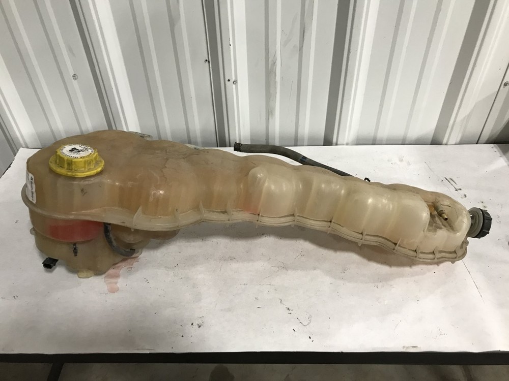 2017-2026 Freightliner CASCADIA Radiator Overflow Bottle - Used